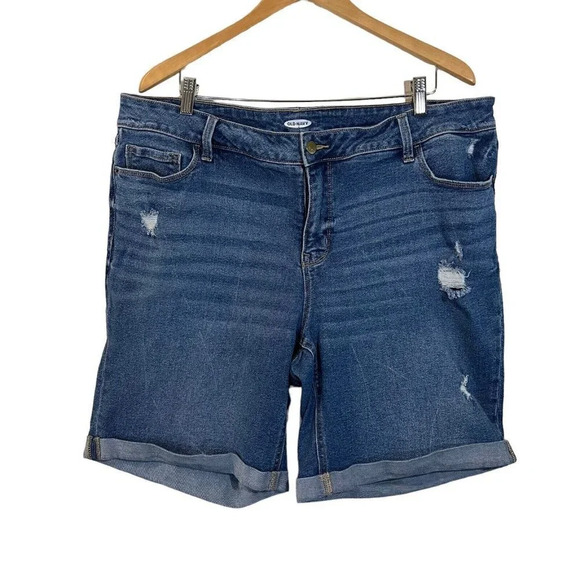 Old Navy Distressed Shorts Plus Size 22 Medium Wash Frayed Holes Cuffed Hem Blue - Picture 1 of 10